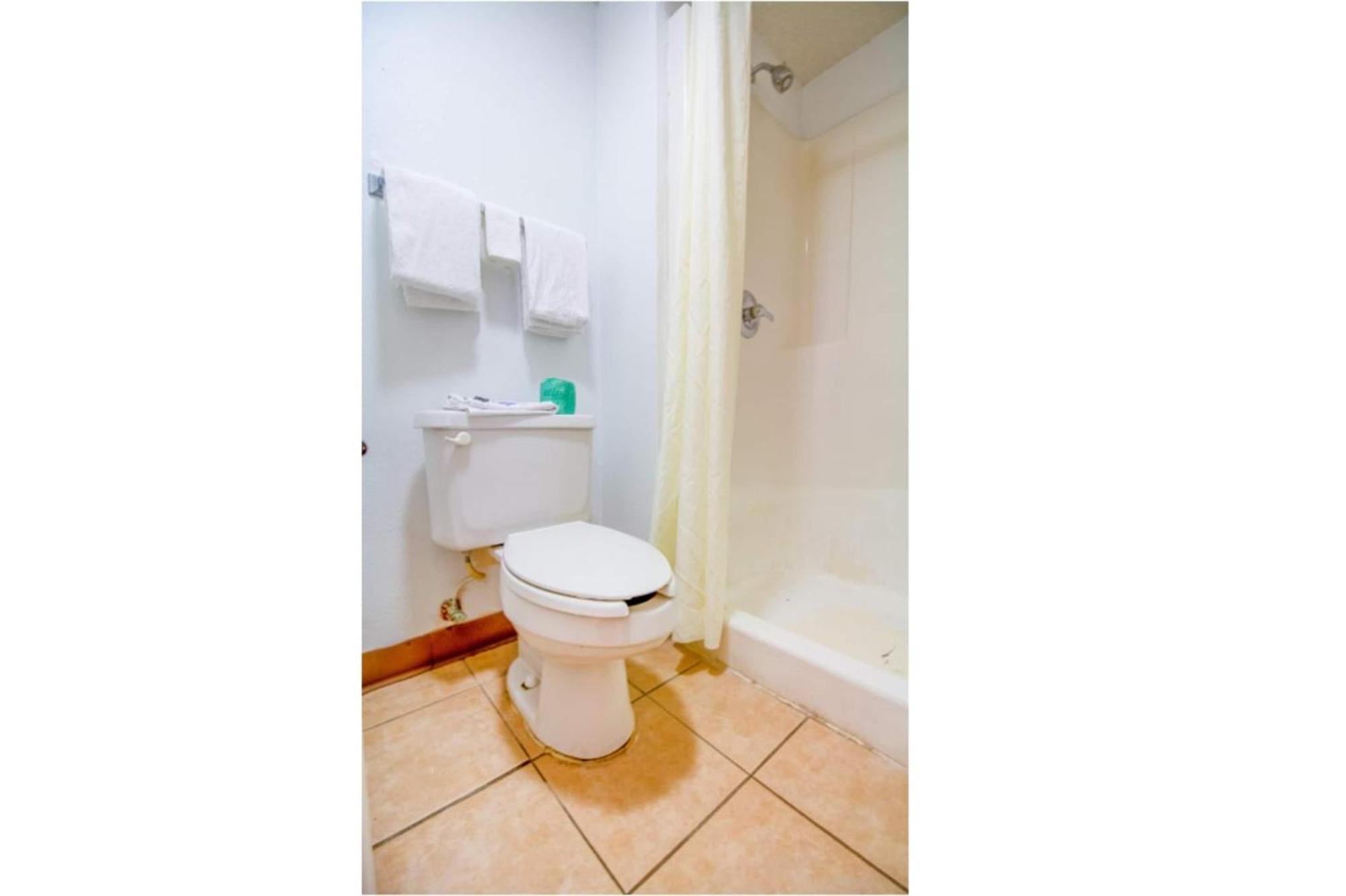 Studio Inn Extended Stay Oklahoma City Airport By Oyo Экстерьер фото