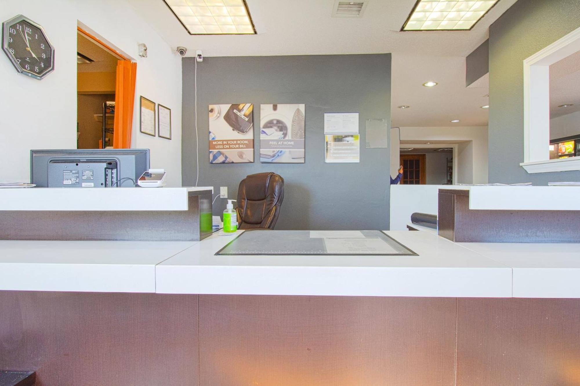 Studio Inn Extended Stay Oklahoma City Airport By Oyo Экстерьер фото