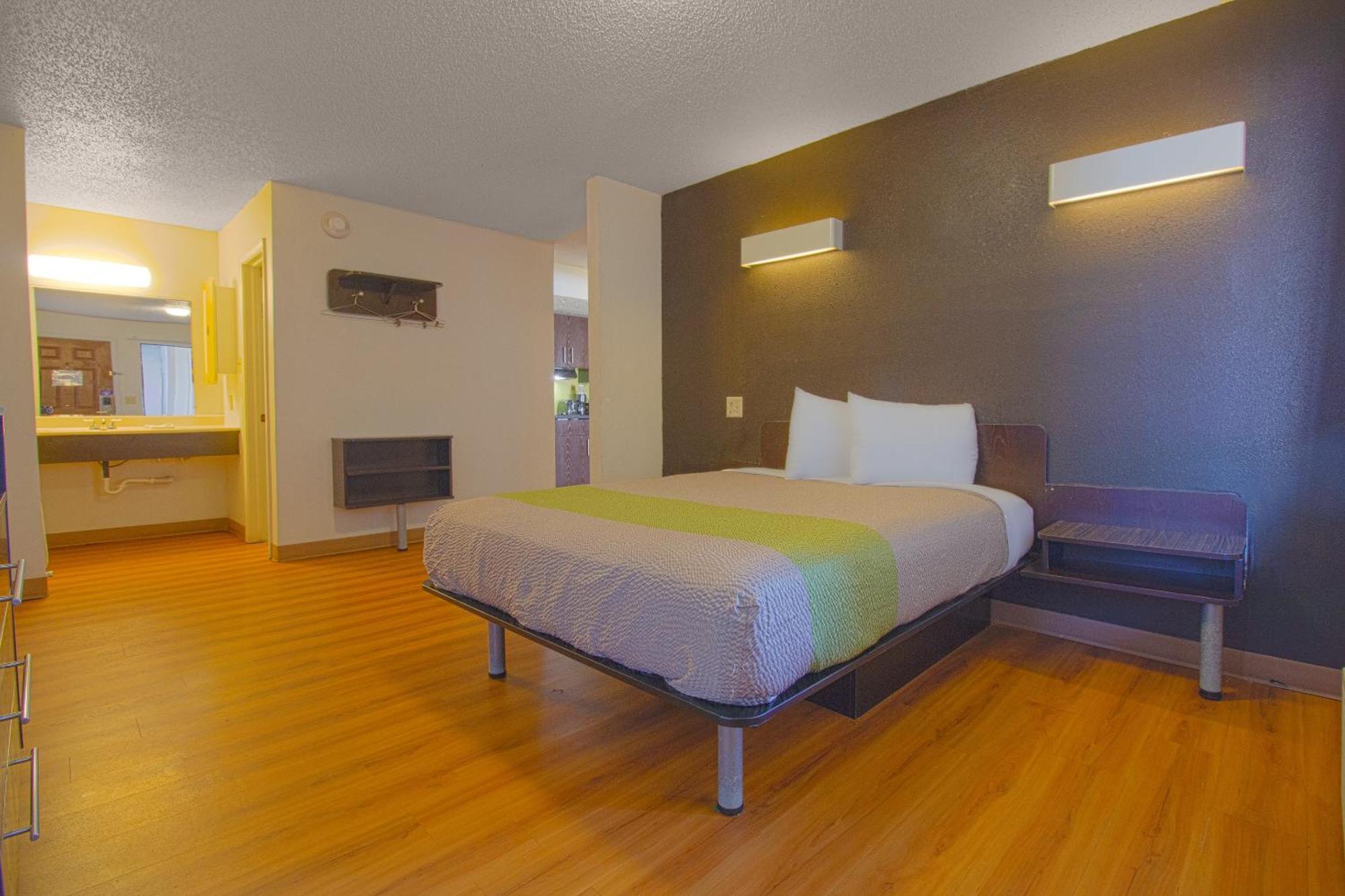 Studio Inn Extended Stay Oklahoma City Airport By Oyo Экстерьер фото